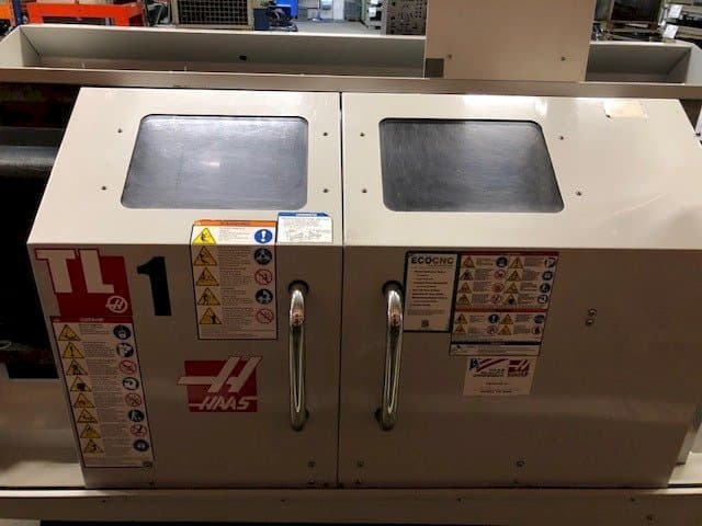 A HAAS TL-1  gép elölnézete