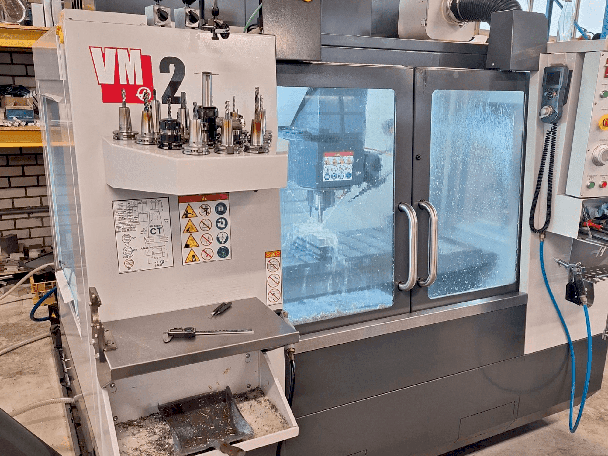 A HAAS VM-2  gép elölnézete