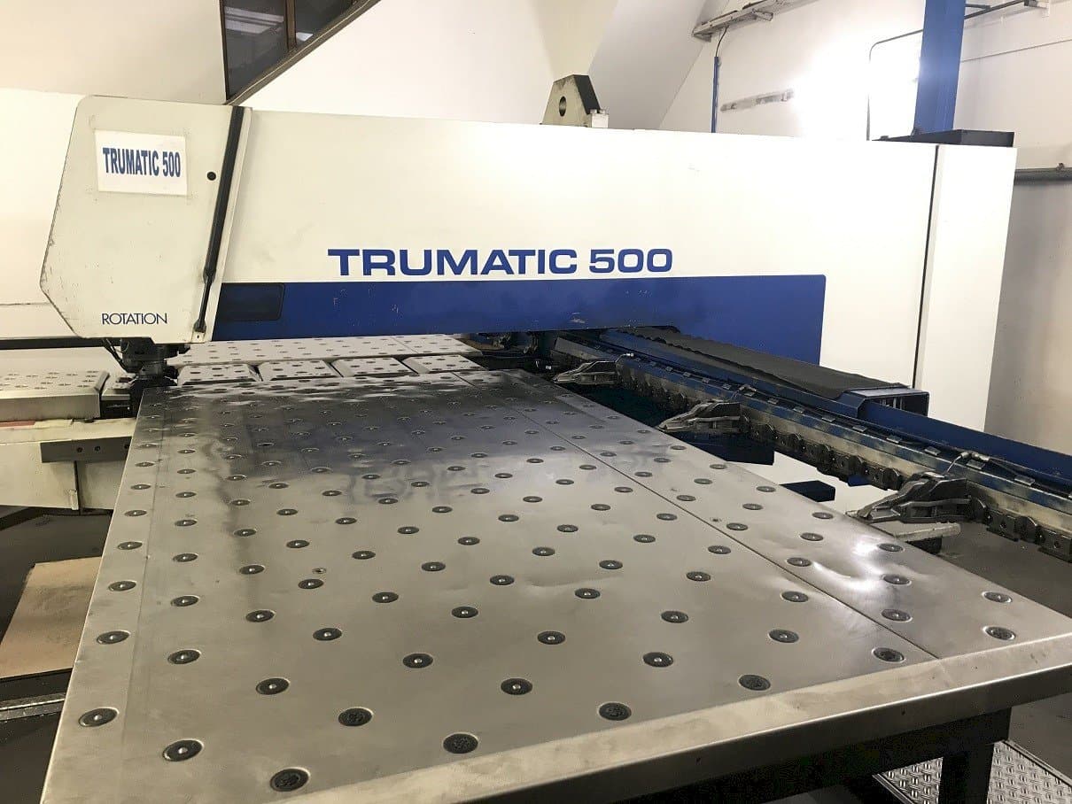 A Trumpf Trumatic 500R gép elölnézete