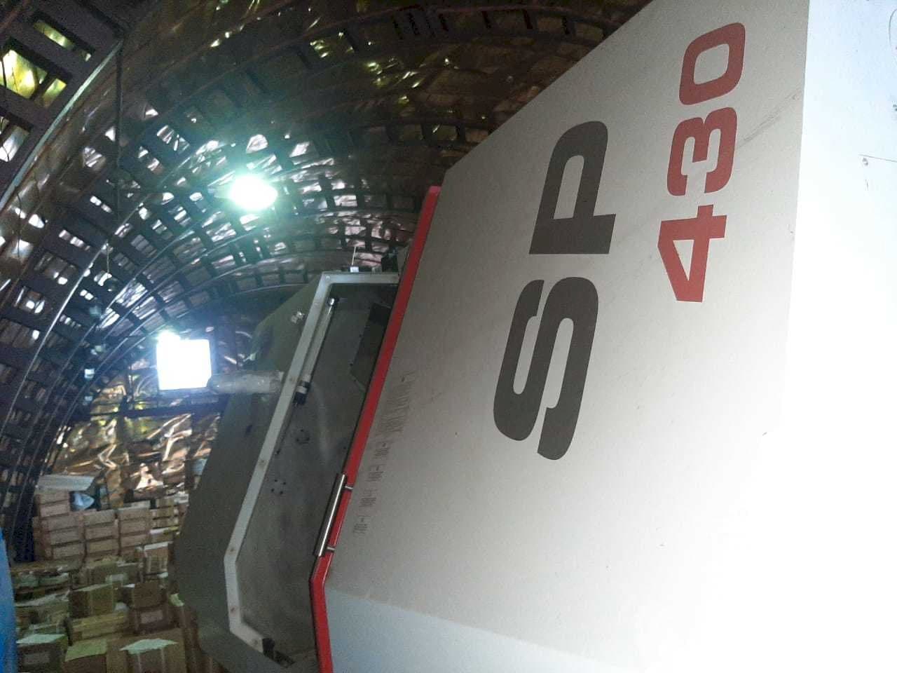 A KOVOSVIT MAS SP 430 Y/L2 gép elölnézete