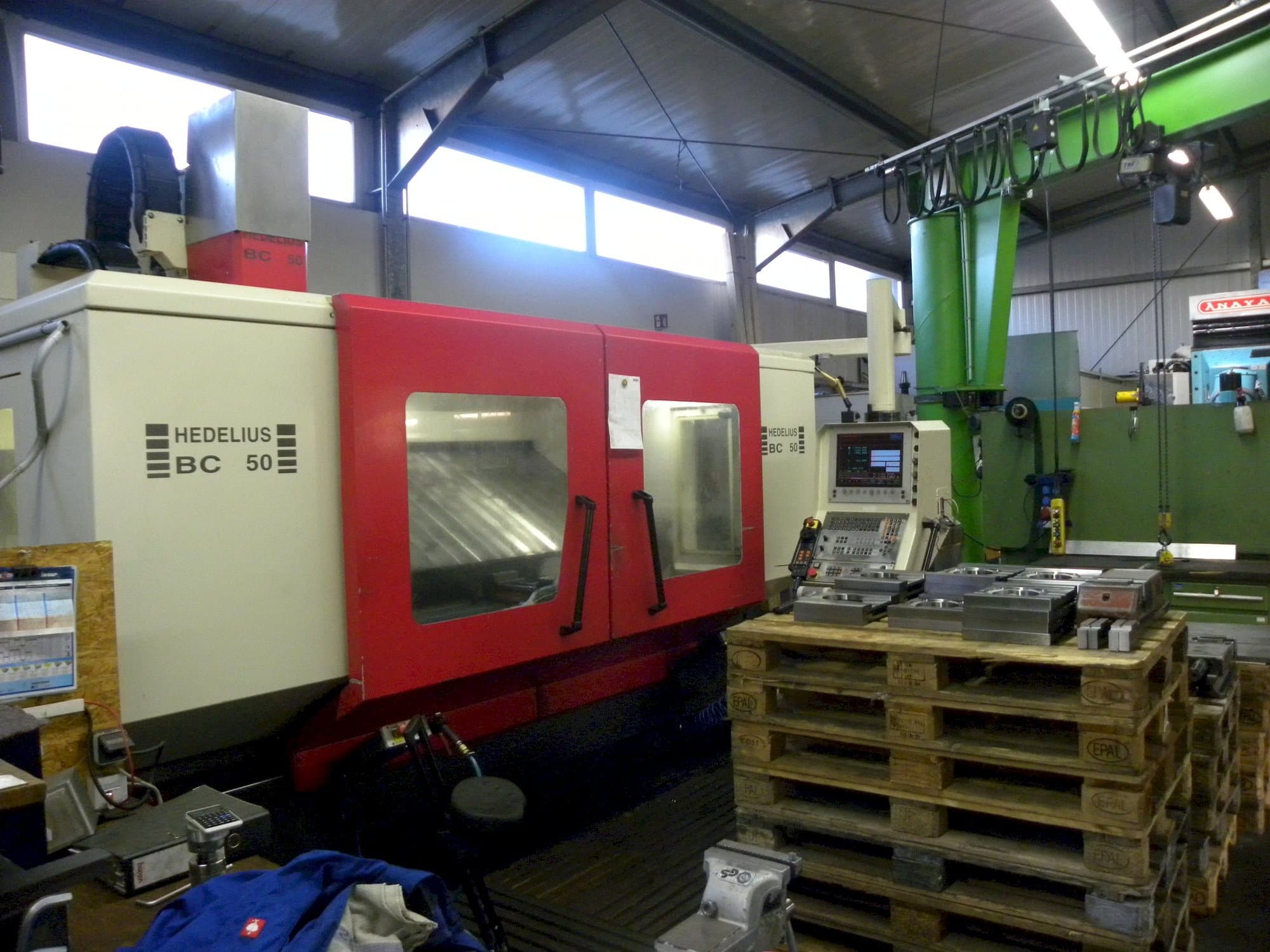 A HEDELIUS BC-50 gép elölnézete