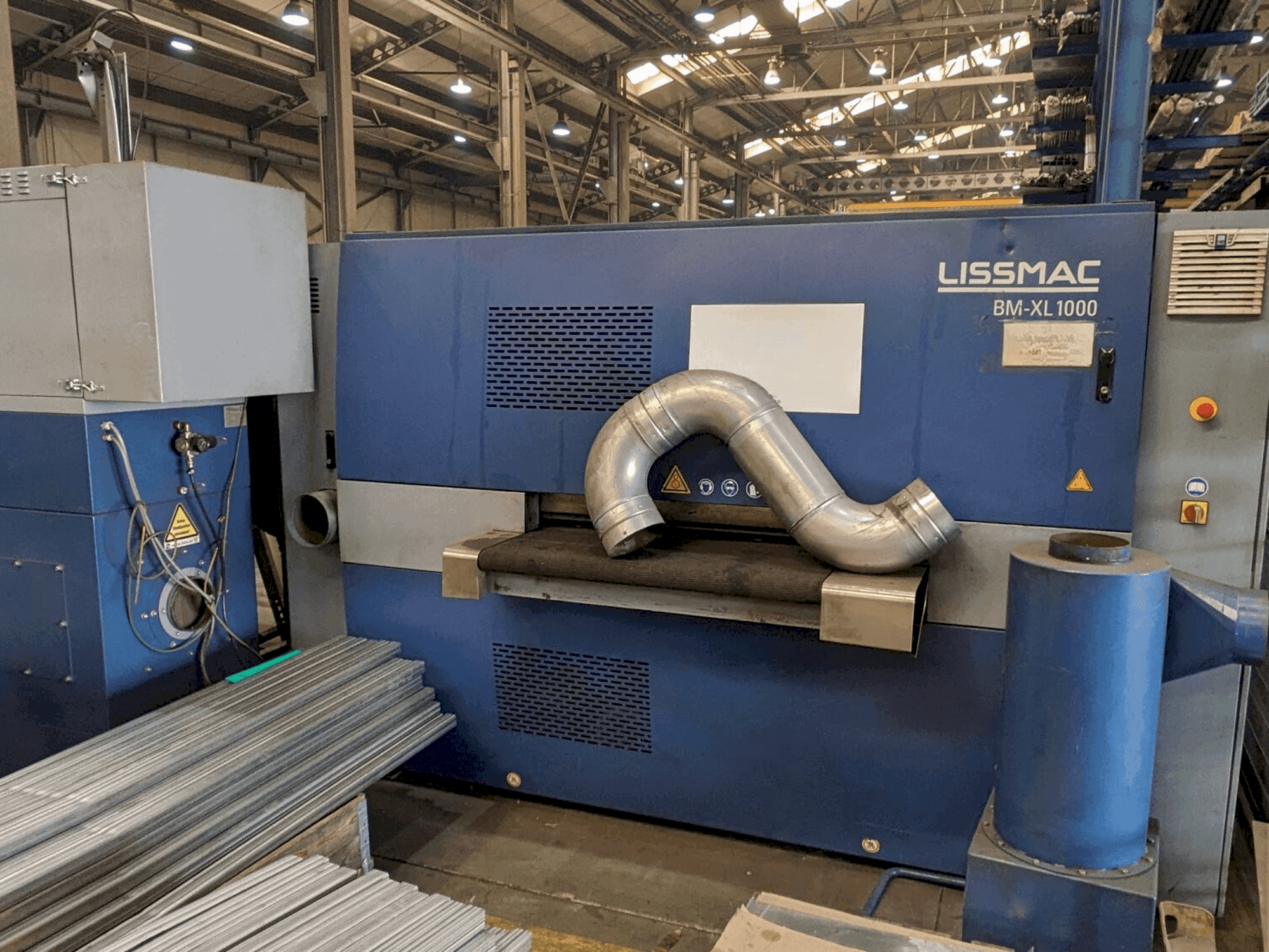 A LISSMAC SBM XL 1000 S2B2  gép elölnézete