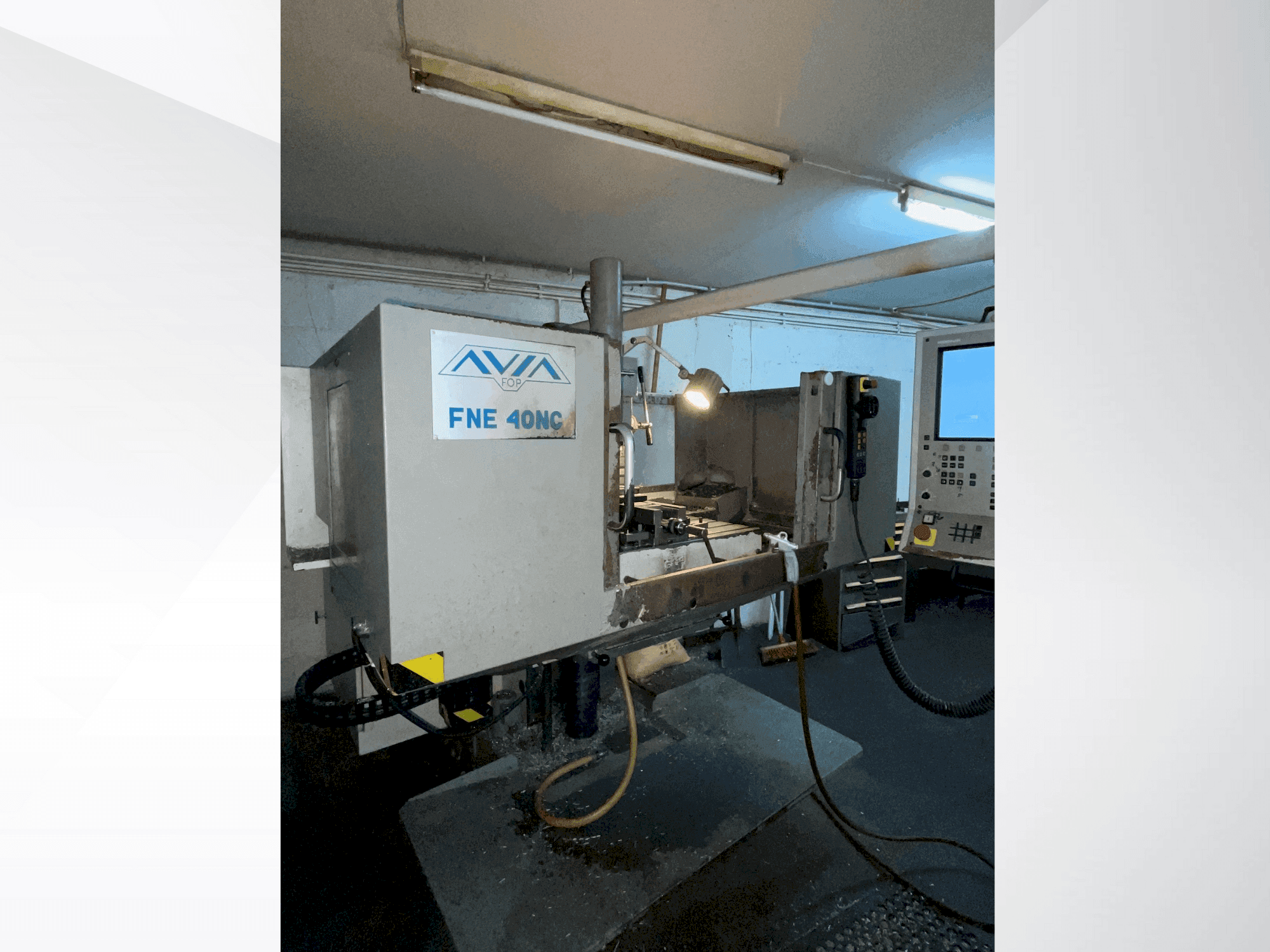 A Avia FNE 40NC gép elölnézete