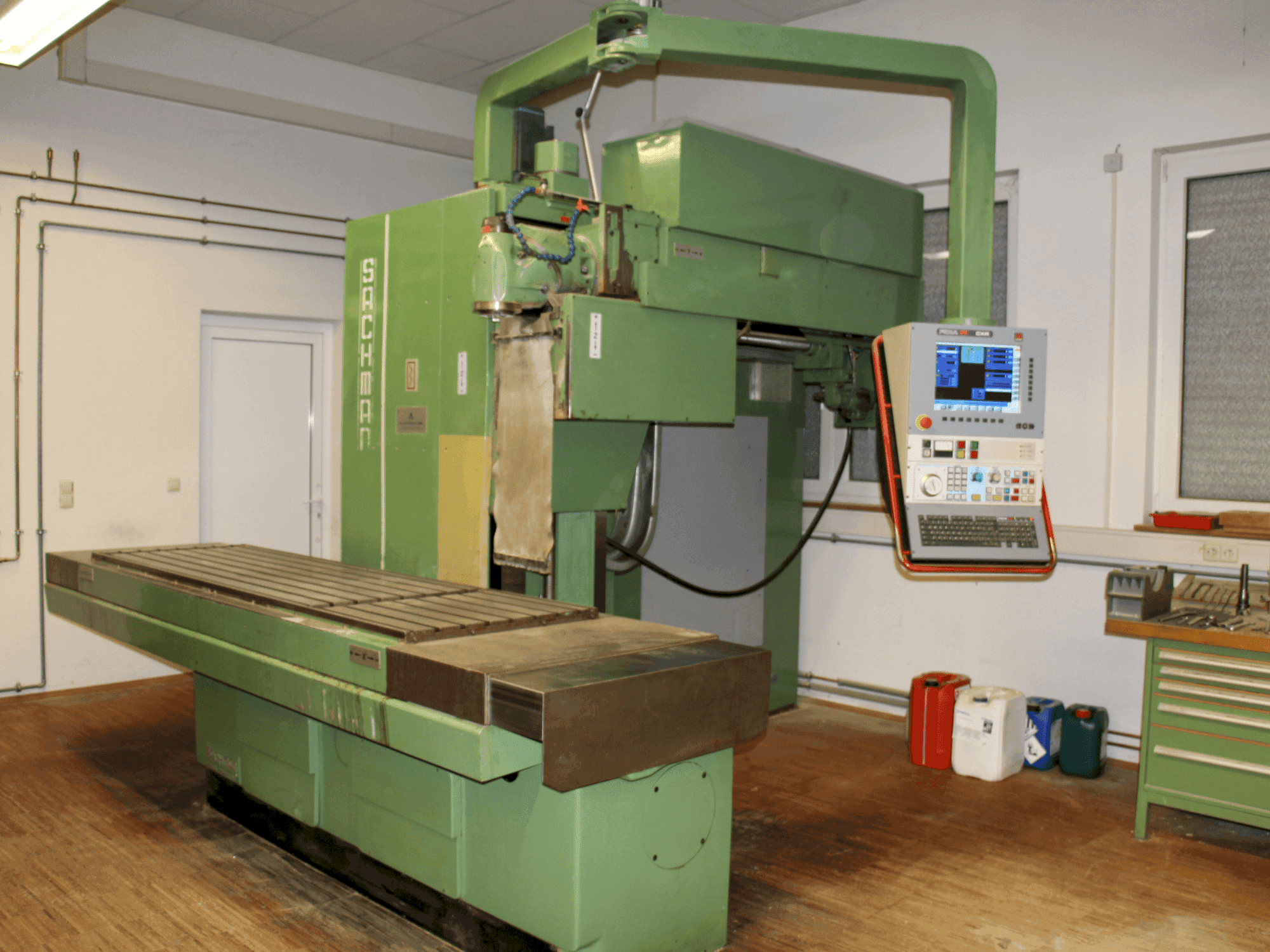 A SACHMAN RP3CC (1990) gép elölnézete