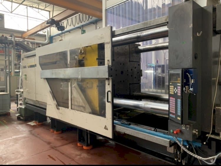 A OiMA STRATOS 8500/900 S gép elölnézete