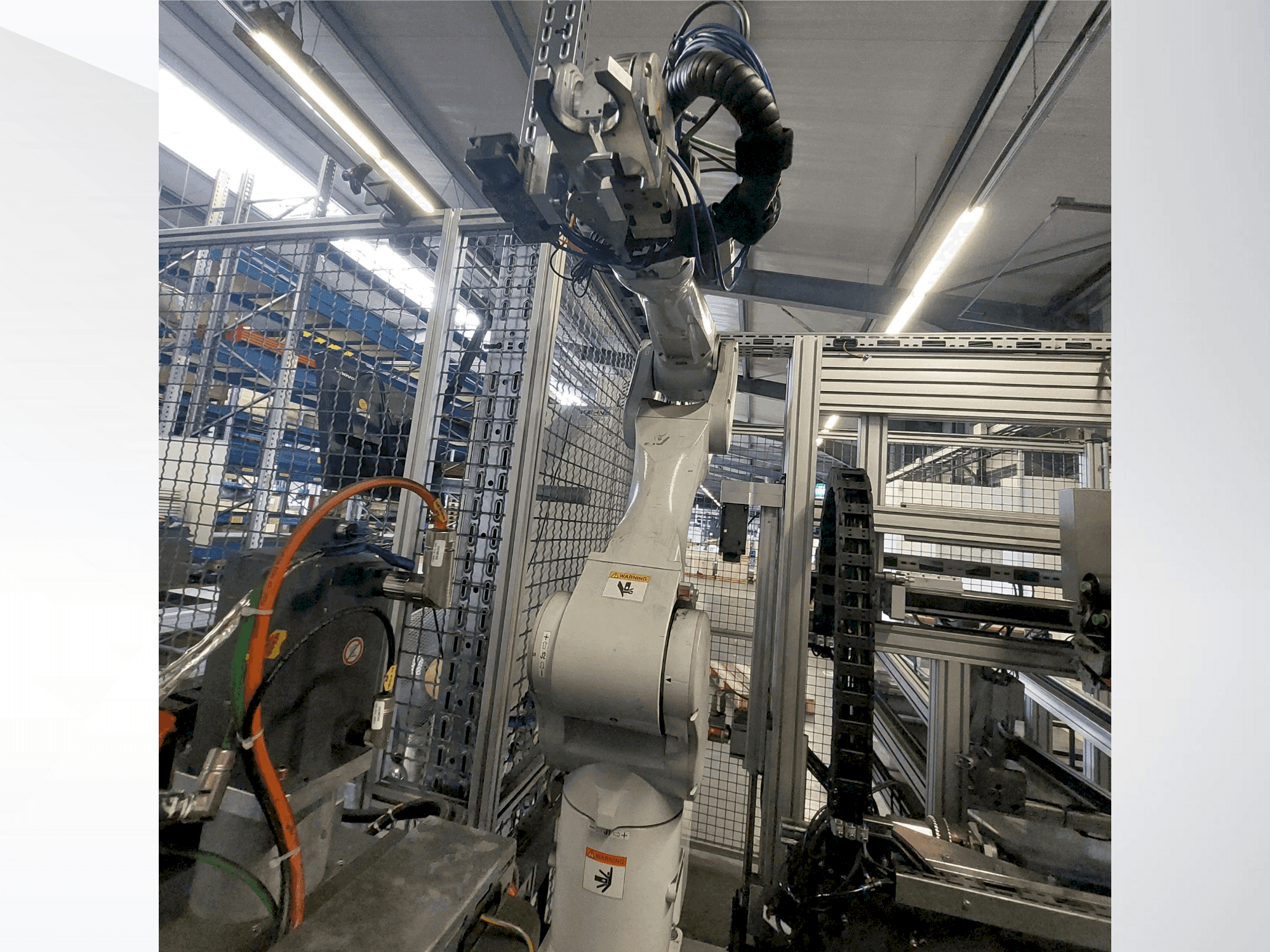 A EPSON C8A-1401 S gép elölnézete