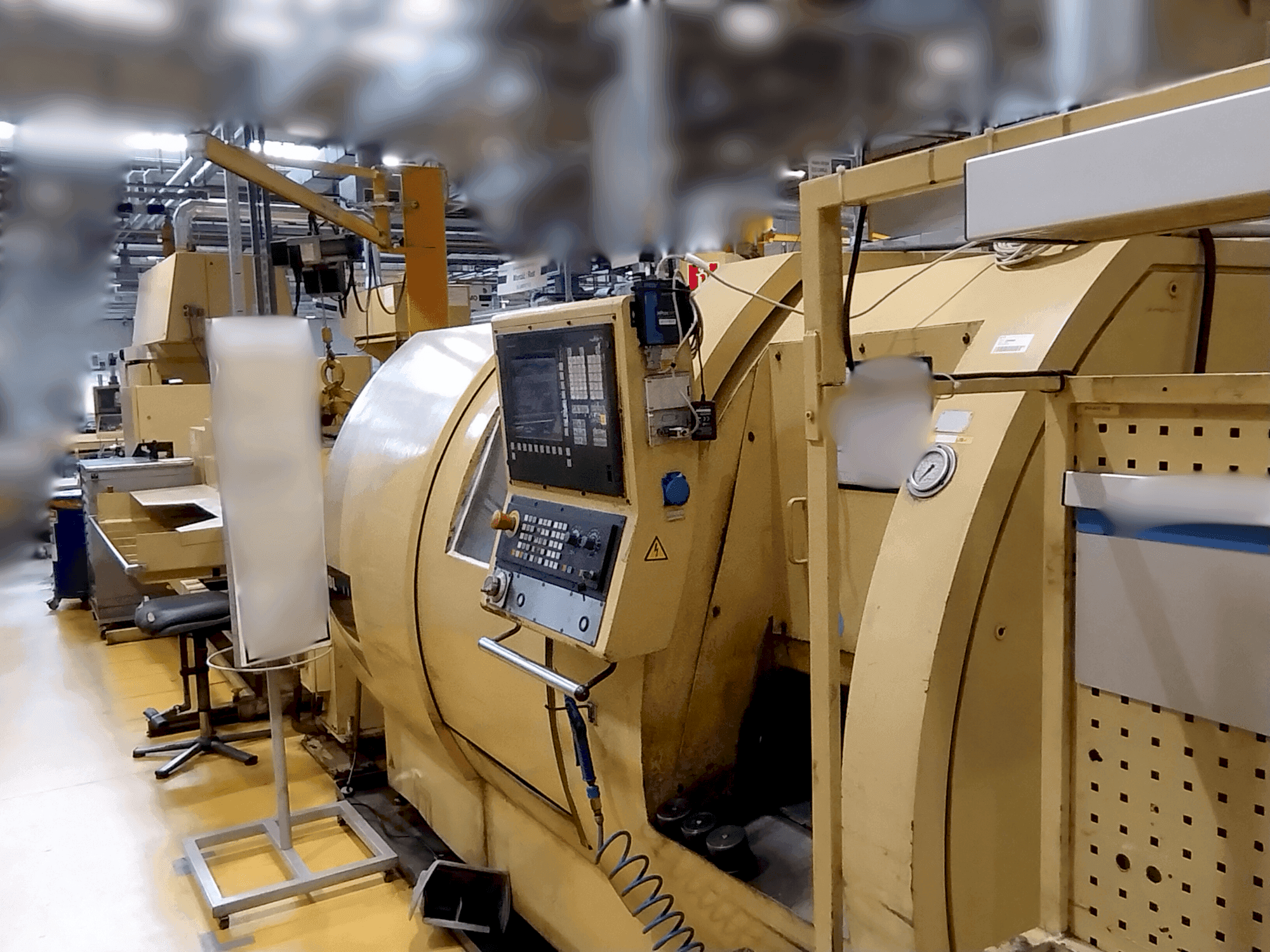 A TRENS SBL 500 CNC gép elölnézete