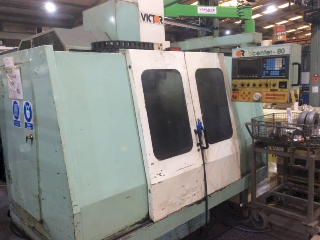 A Victor V Centre-80 gép elölnézete