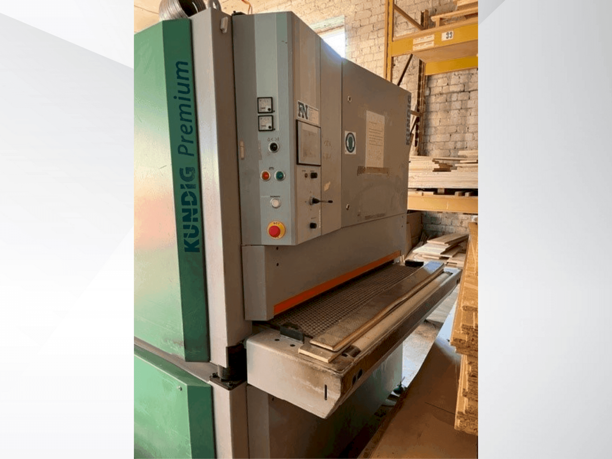 A Kundig Premium-2 1100-RE  gép elölnézete