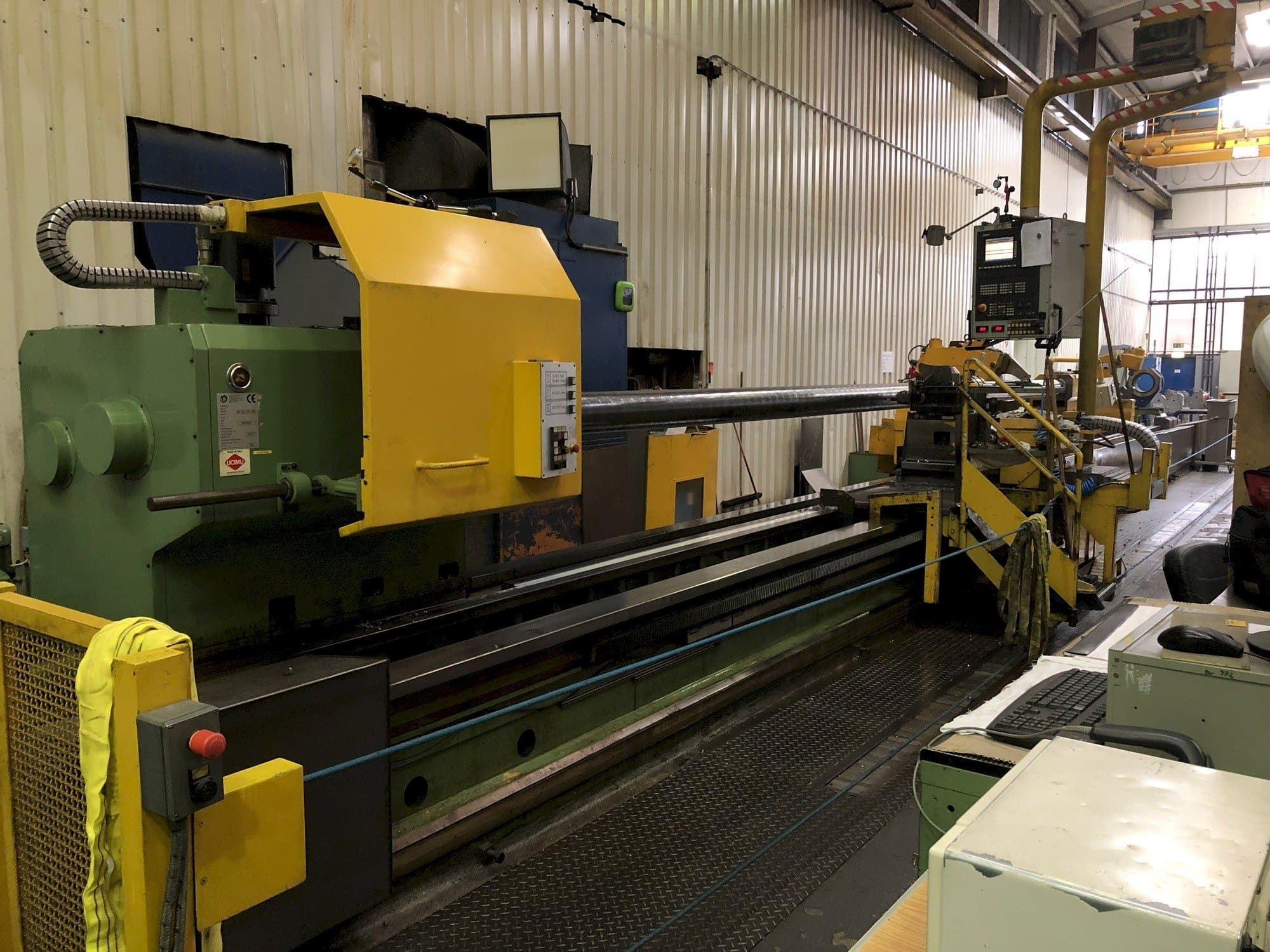 A Tacchi Giacomo HD3 SERIE 105 L CNC gép elölnézete