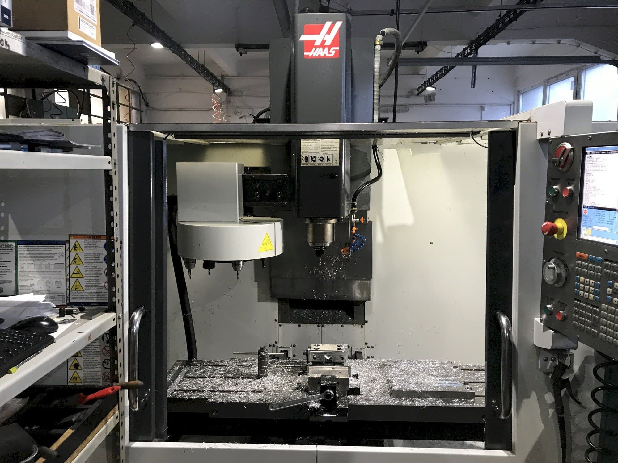 A HAAS TM-3P gép elölnézete