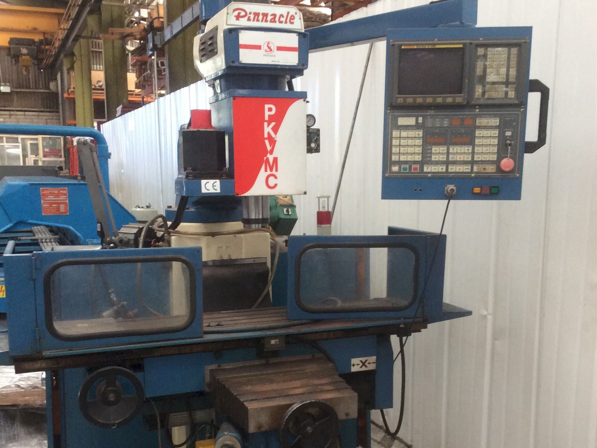 A Pinnacle PKVMC gép elölnézete