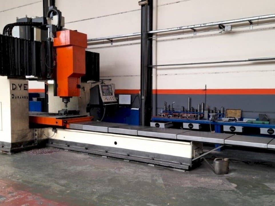 A DYE FD-3600 gép elölnézete