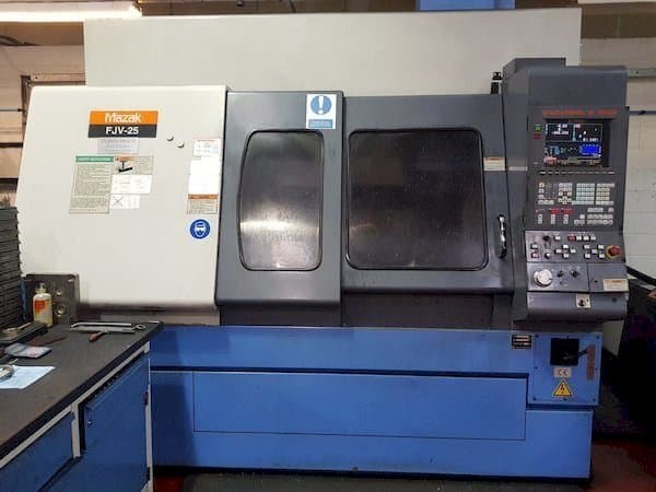 A Mazak FJV-25 gép elölnézete