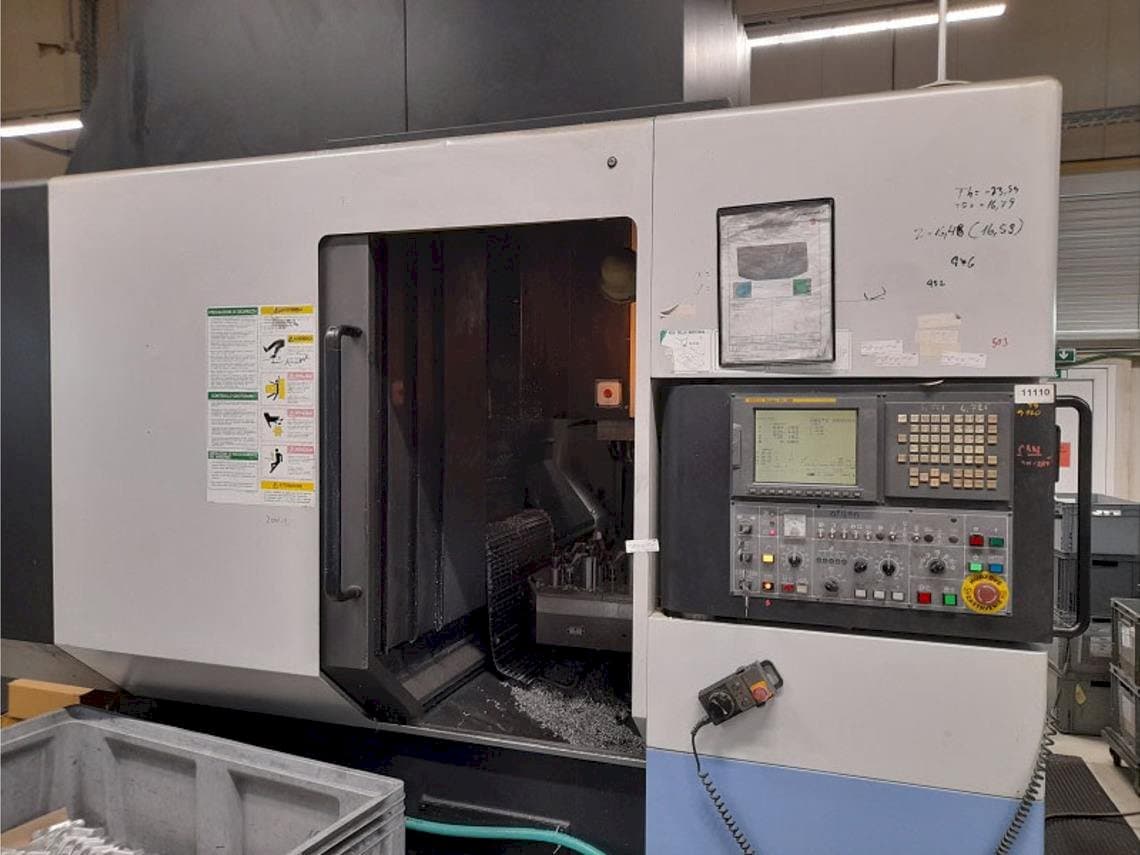 A Doosan VC 500 gép elölnézete