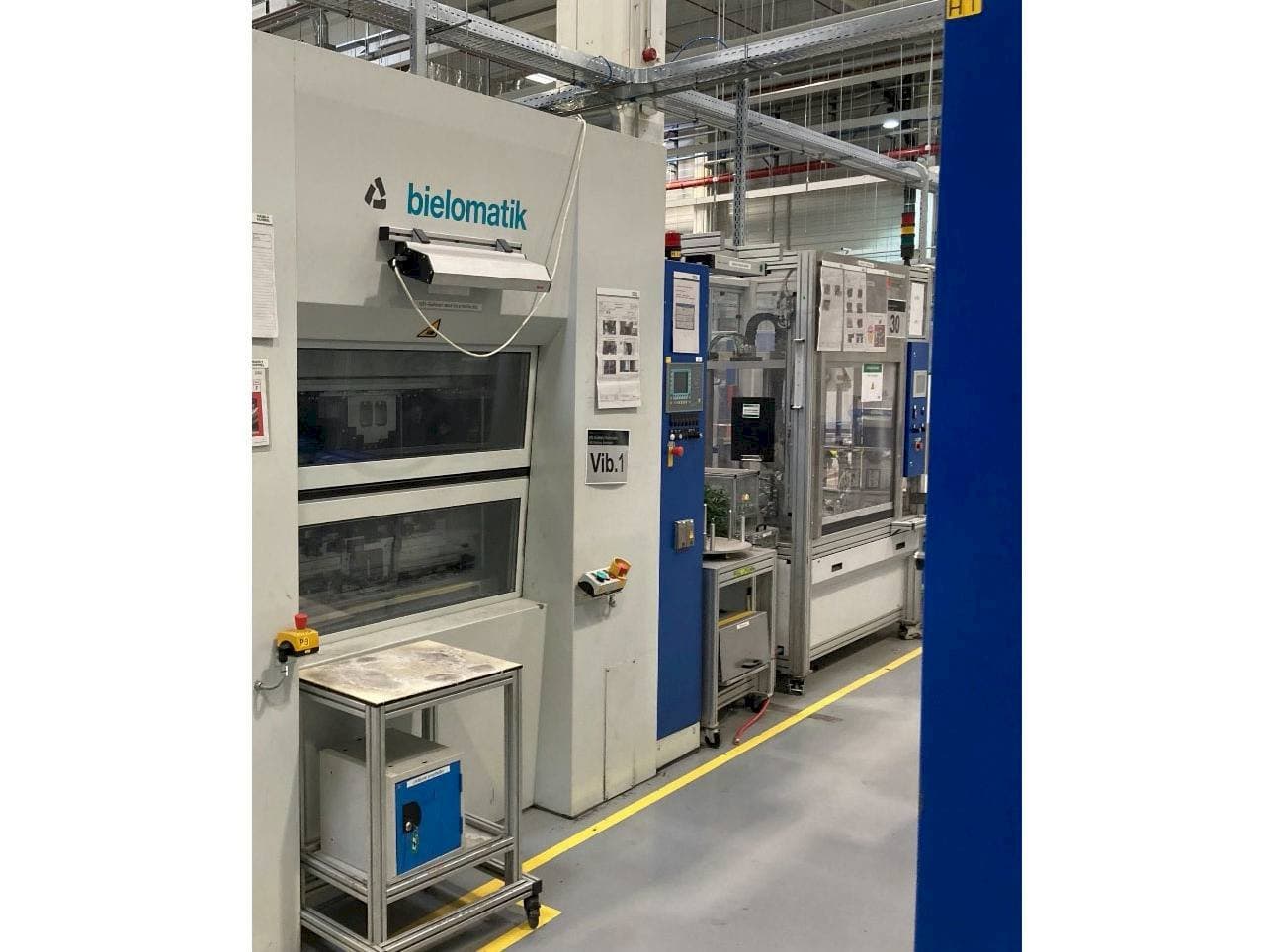 A bielomatik K3216  gép elölnézete