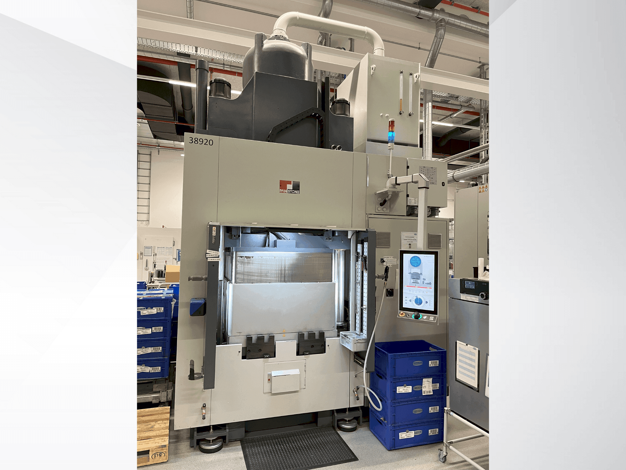 A PAN Stone D-V-200-PCD  gép elölnézete