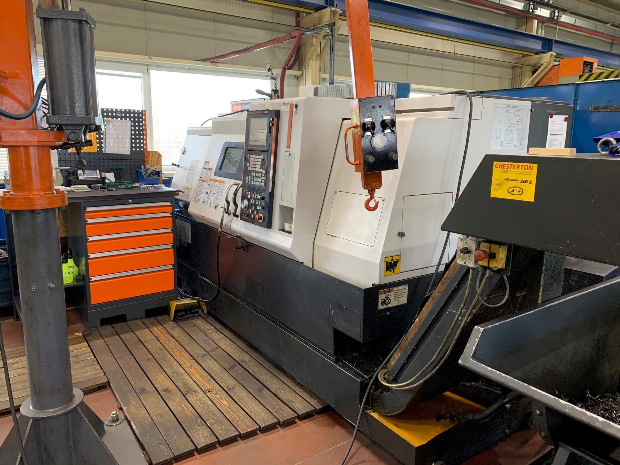 A Mazak QTN - 250 gép elölnézete