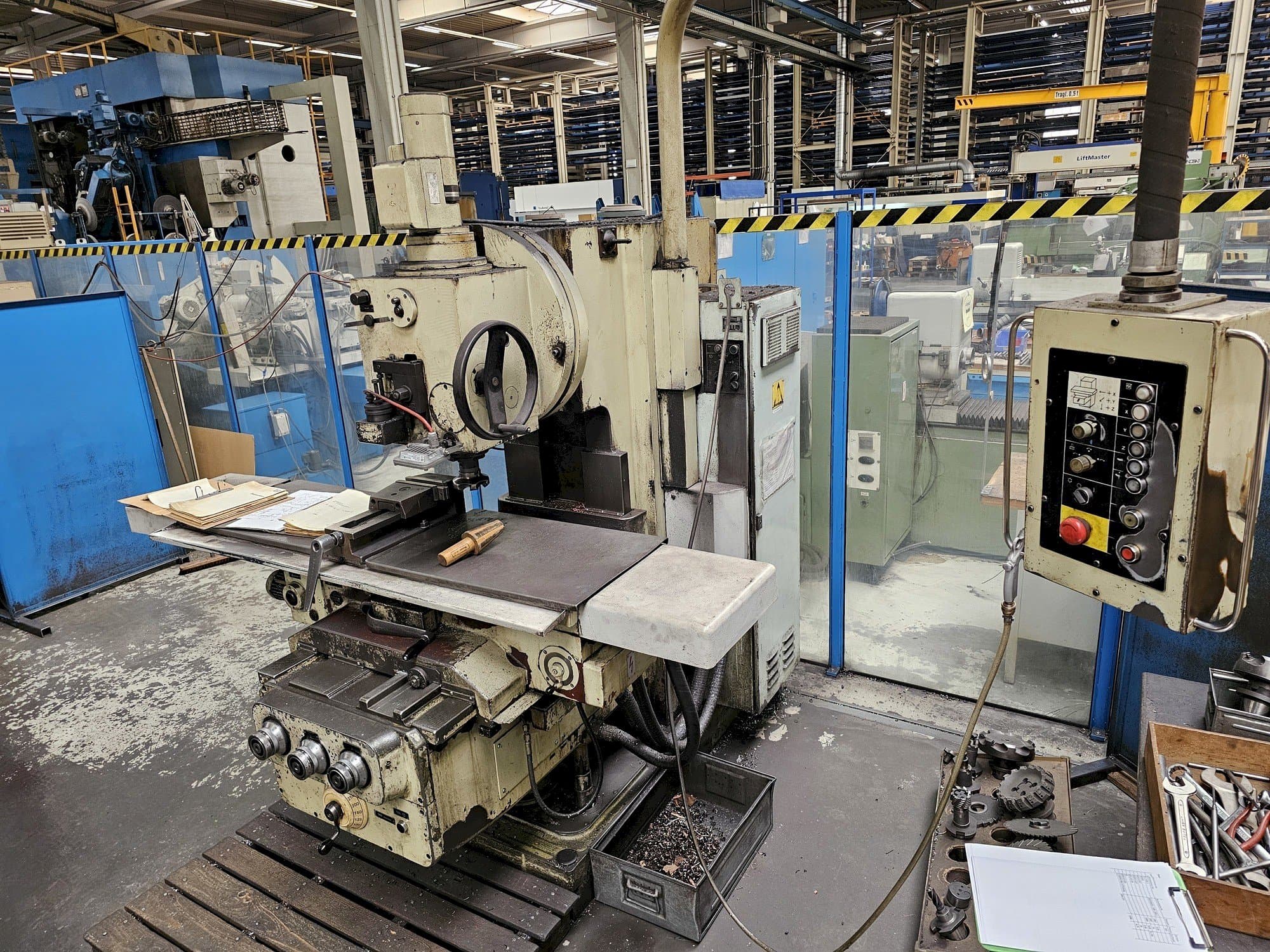 A VEB FSS 400/E gép elölnézete