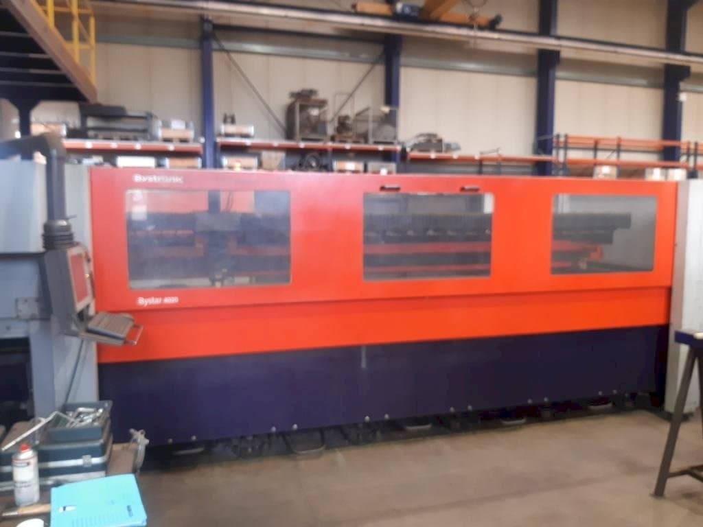 A Bystronic Bystar 4020 gép elölnézete