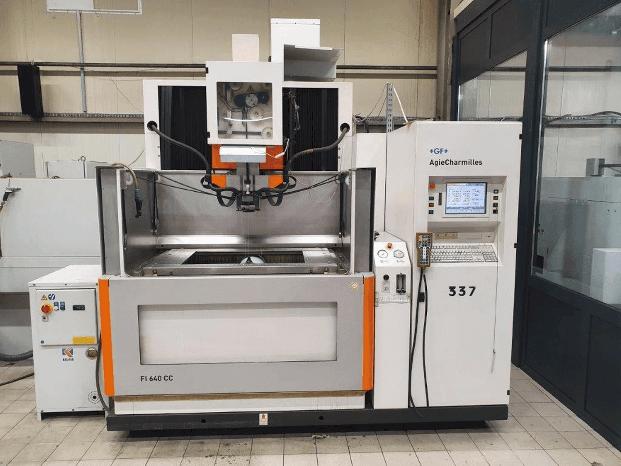 A AgieCharmilles FI 640 CC  gép elölnézete