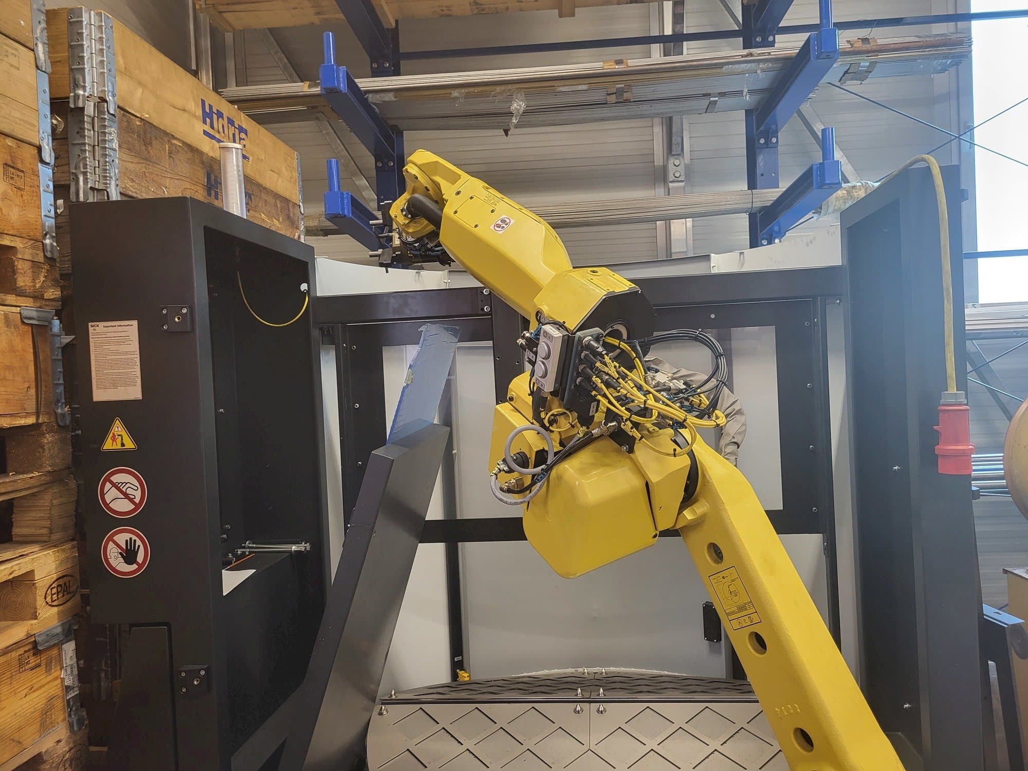 A HALTER Load Assistant U-20 gép elölnézete