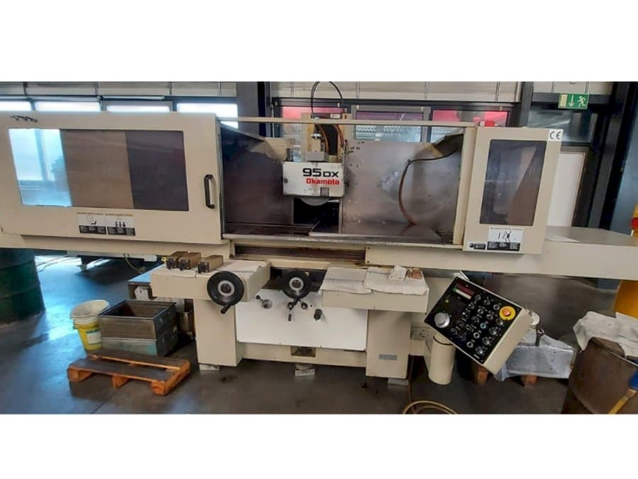 A OKAMOTO 95DX gép elölnézete