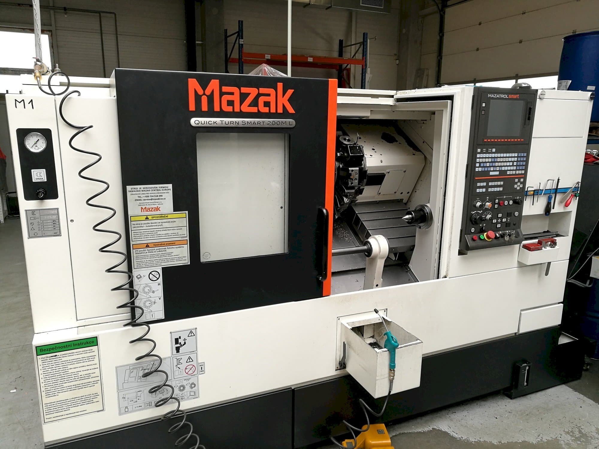 A Mazak Quick Turn Smart 200 ML gép elölnézete
