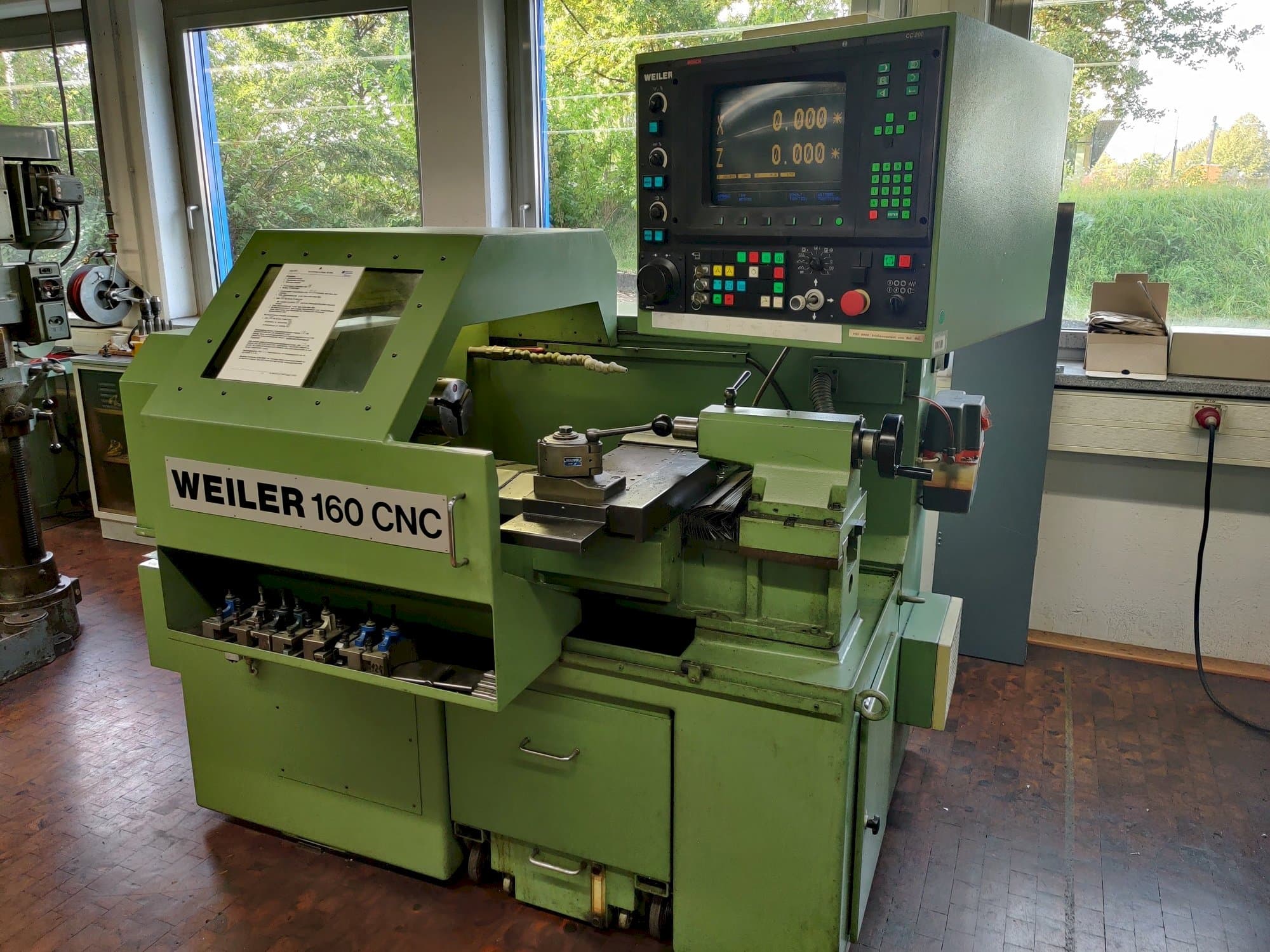 A Weiler 160 CNC gép elölnézete