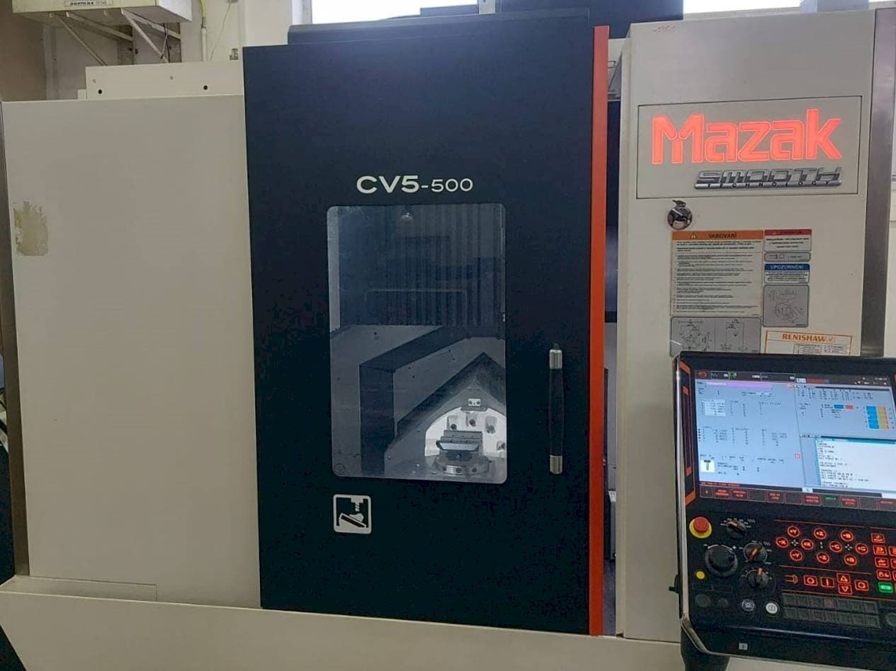 A Mazak CV5-500 gép elölnézete