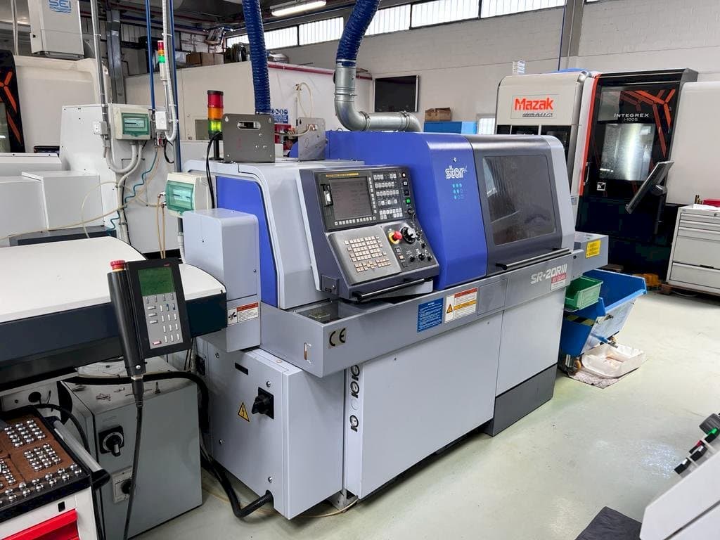 A Star SR-20RIII gép elölnézete