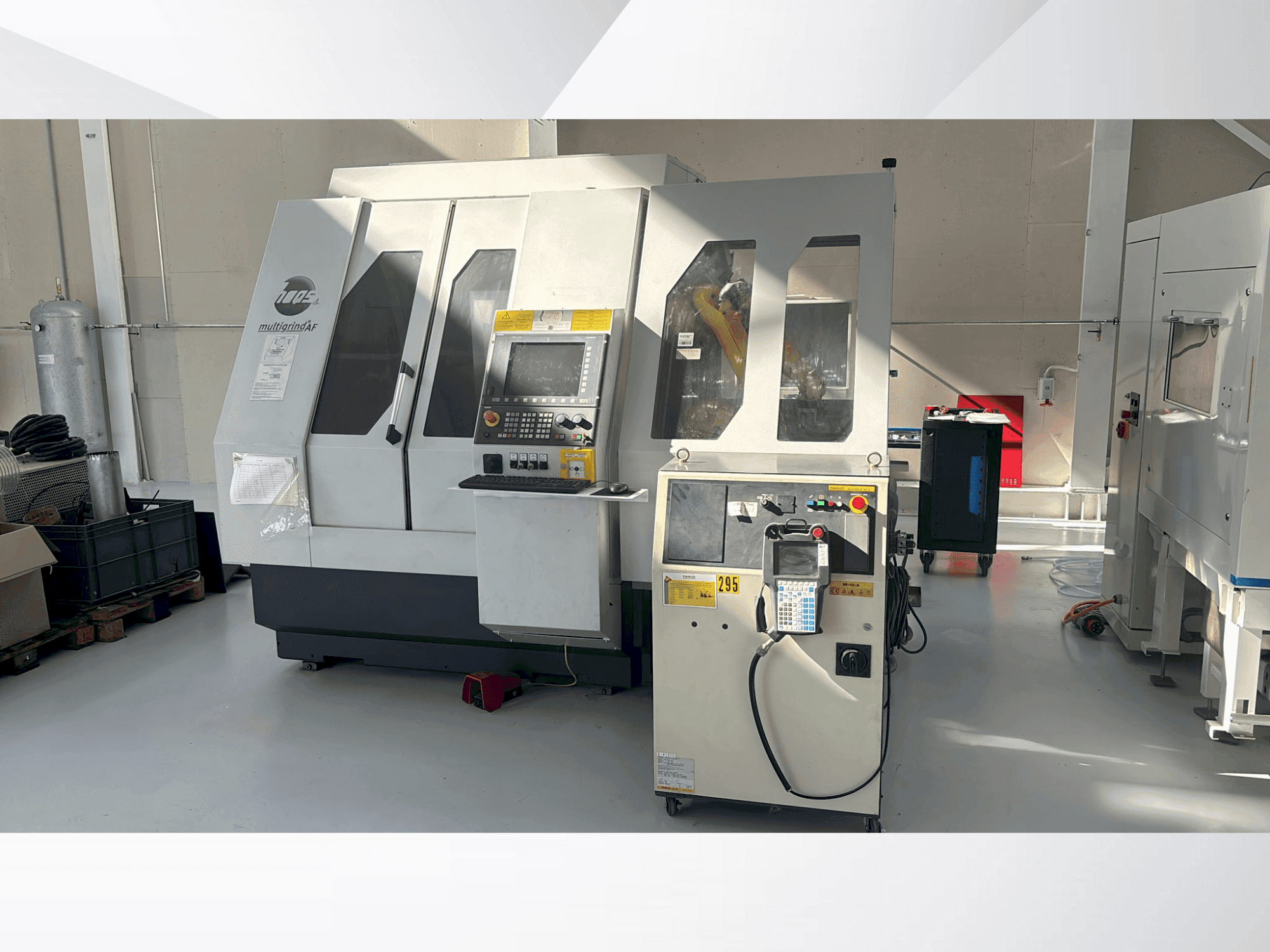 A HAAS Multigrind AF/SL gép elölnézete