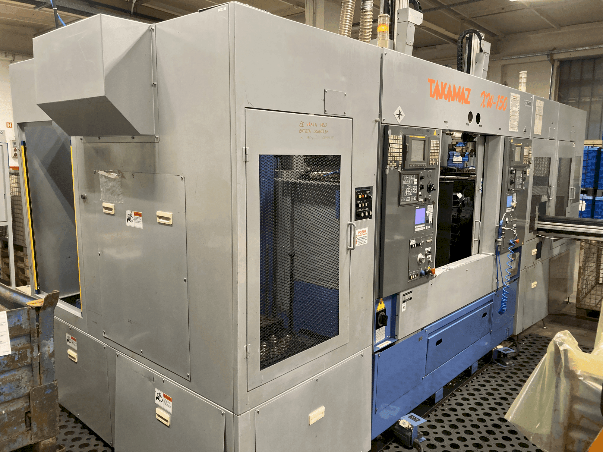 A Takamaz XW-150 gép elölnézete