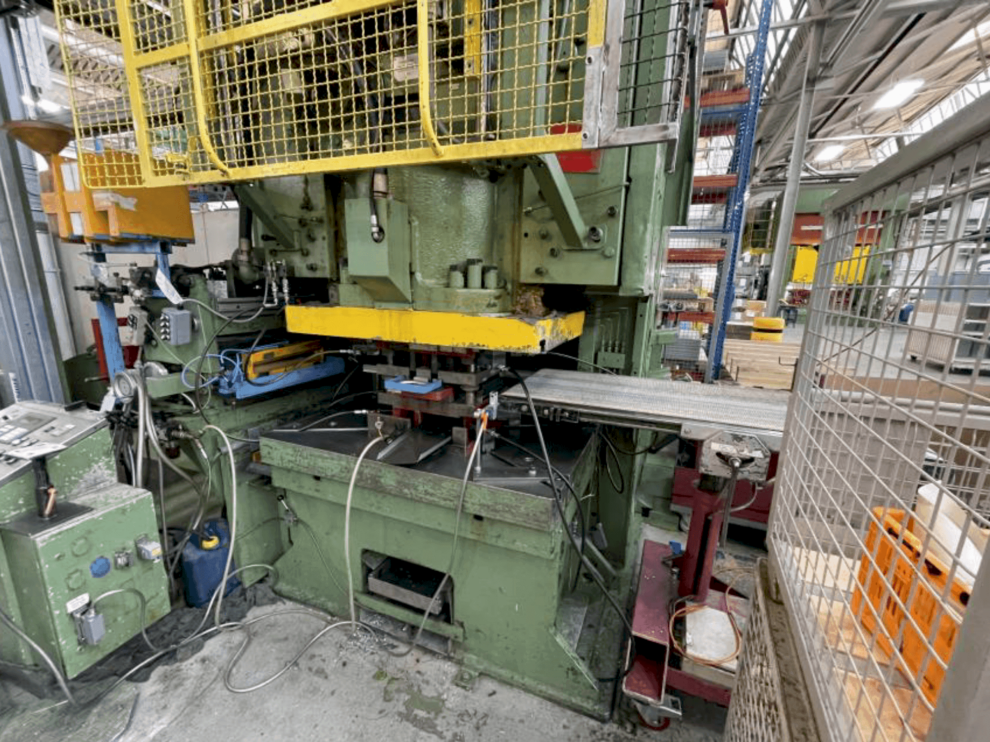 A ERFURT PEEX 2 315/1400x880/20-160  gép elölnézete