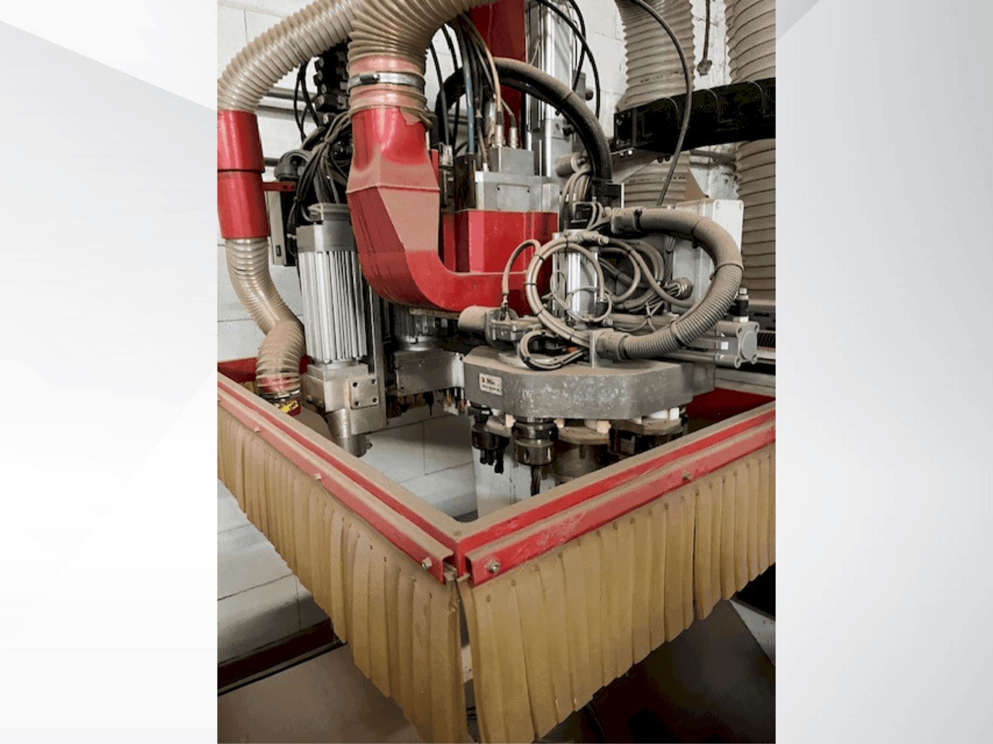 A IMA BIMA 210 100/300 gép elölnézete