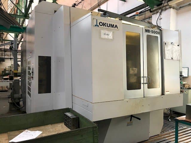 A Okuma MB-500H gép elölnézete