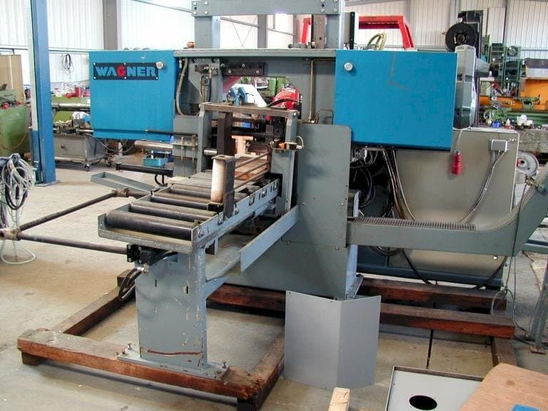A WAGNER WPB 340 gép elölnézete