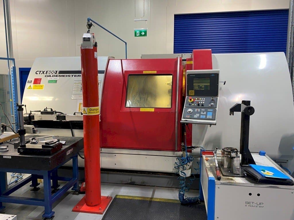 A Gildemeister CTX-500 E  gép elölnézete