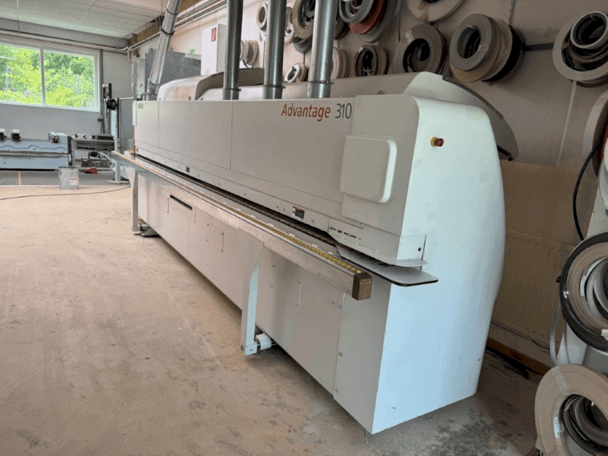 A IMA ADVANTAGE 310  gép elölnézete