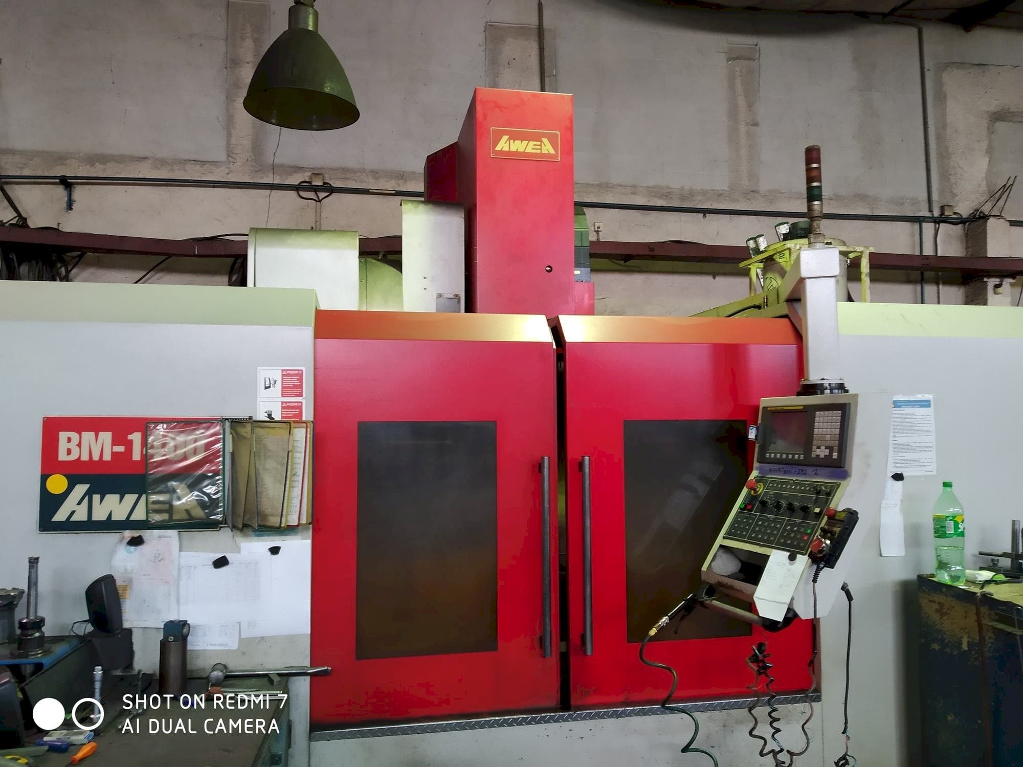 A AWEA BM-1400  gép elölnézete