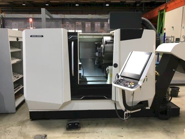 A DMG MORI CLX 450 gép elölnézete