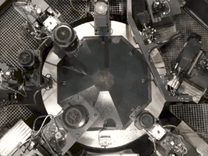 A IBERMACH Transfer gép elölnézete