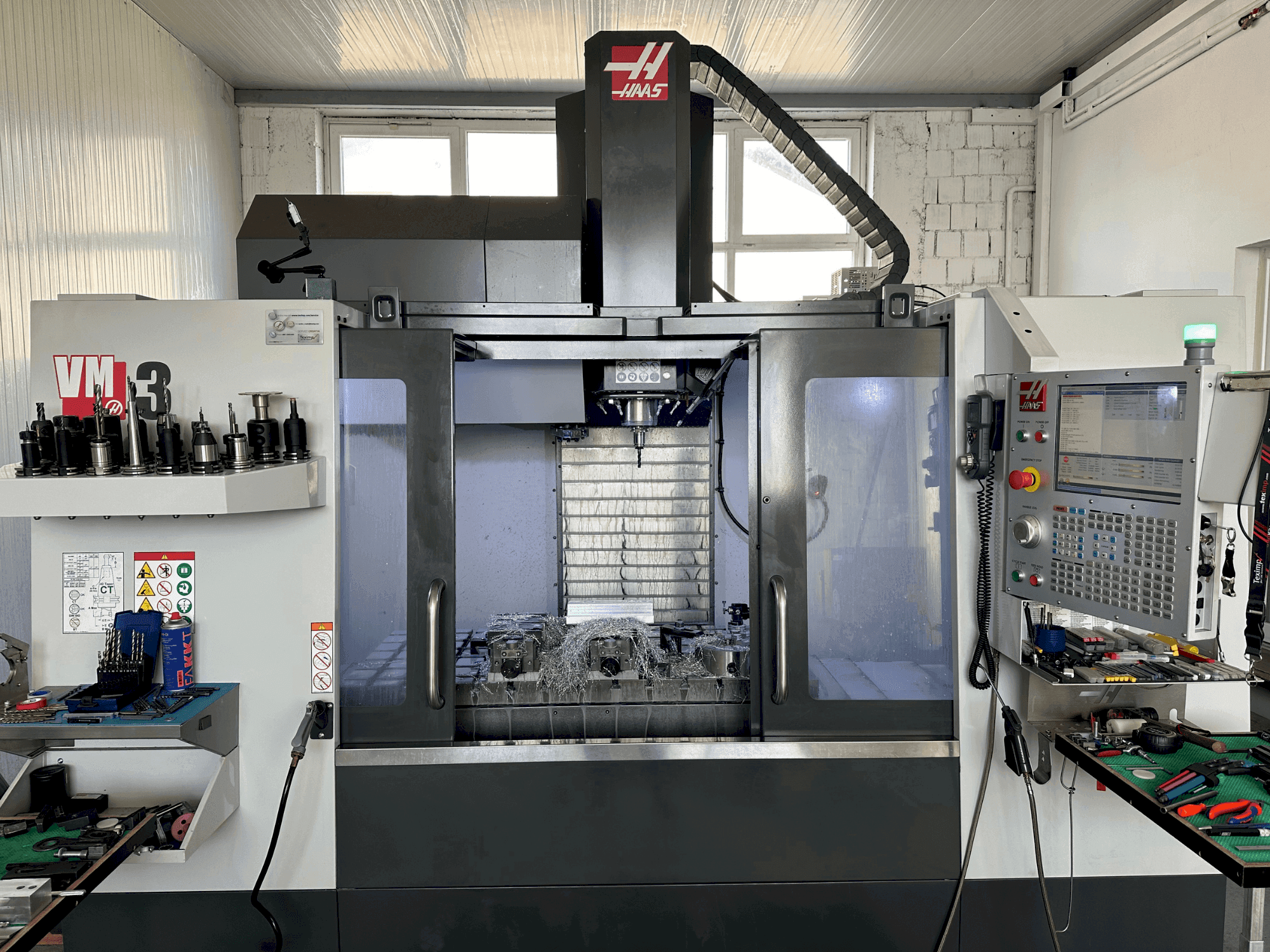 A HAAS VM-3  gép elölnézete