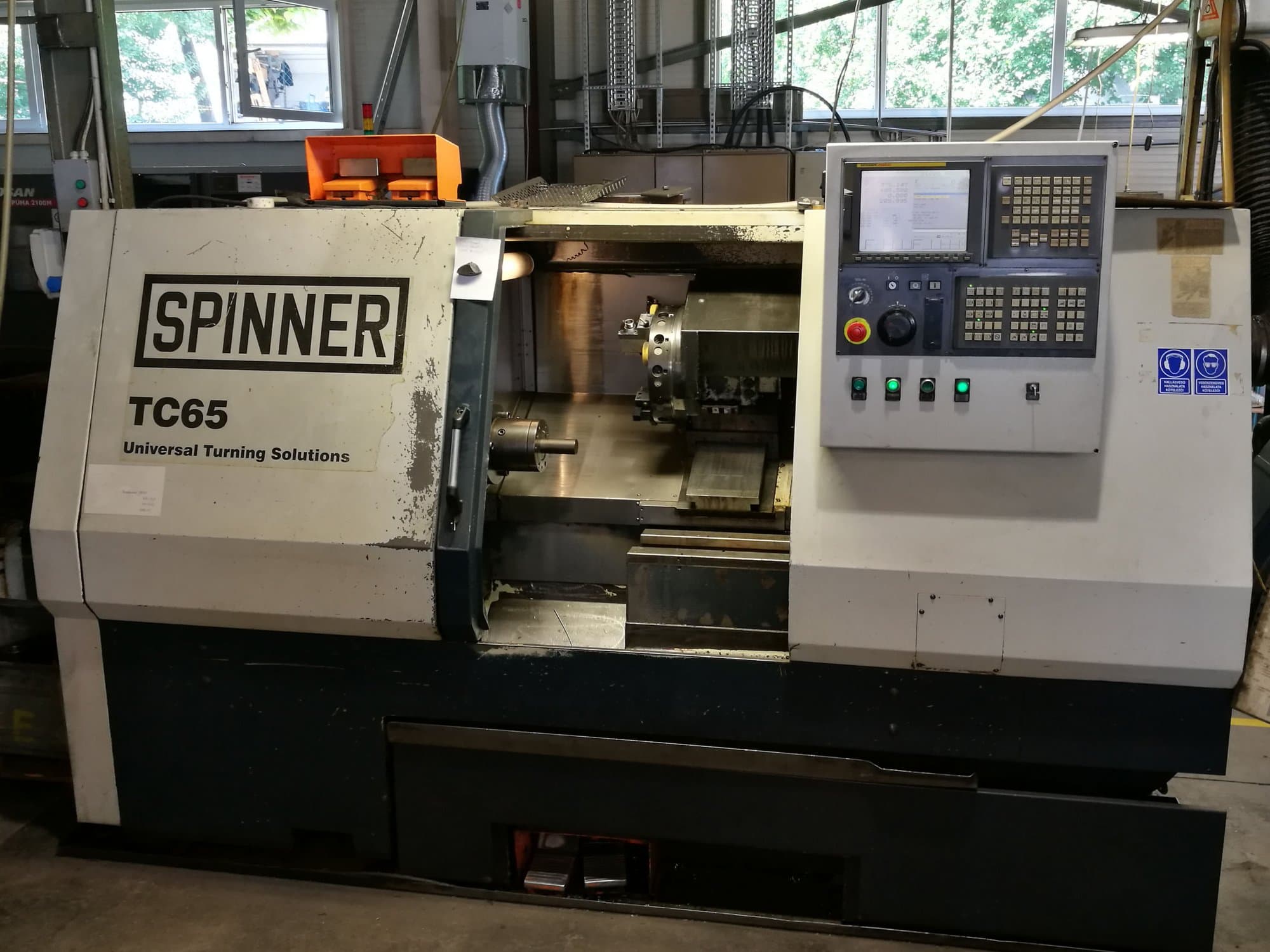 A SPINNER TC 65 MC gép elölnézete