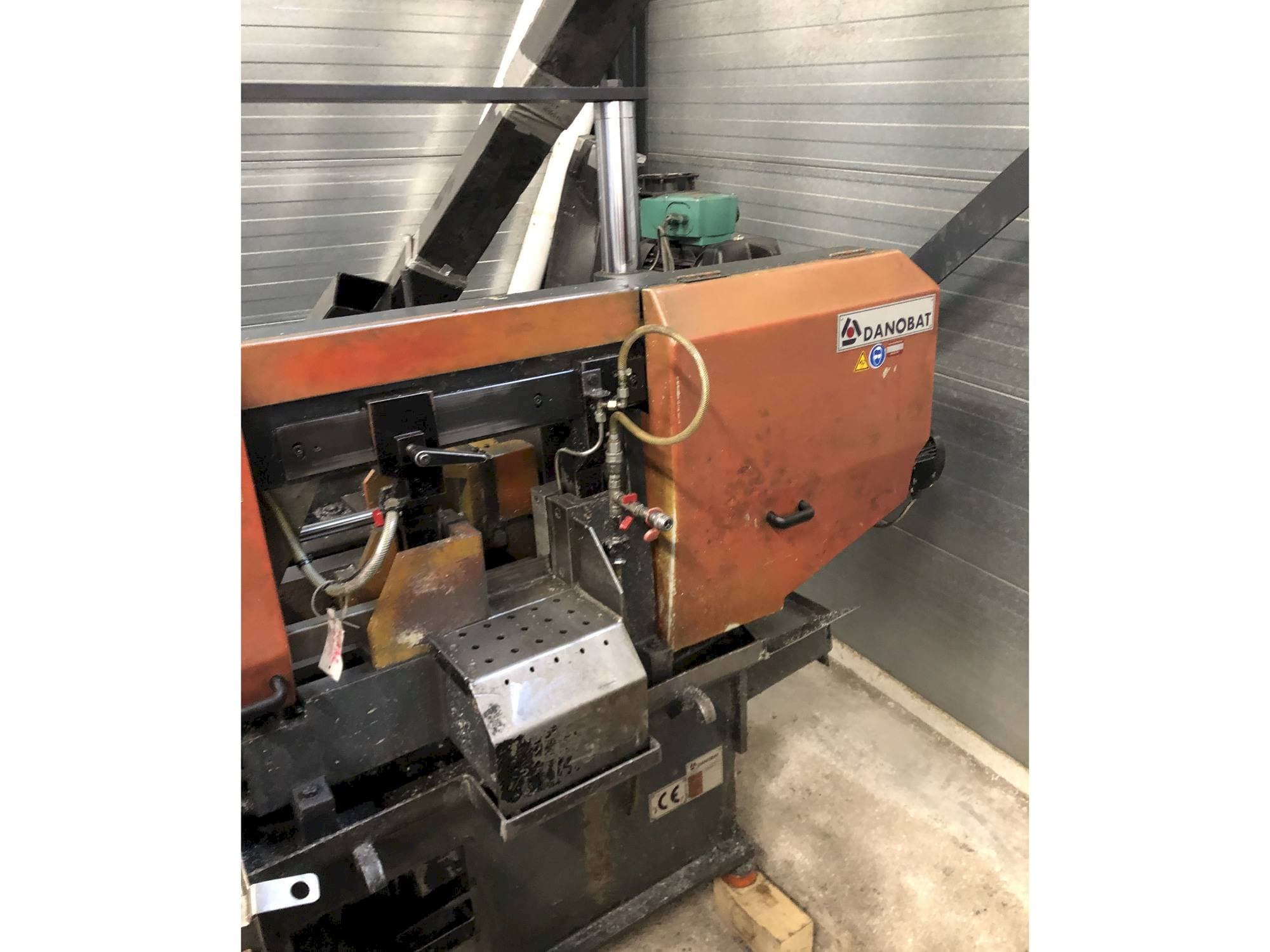 A DANOBAT CR 260 AF CN  gép elölnézete