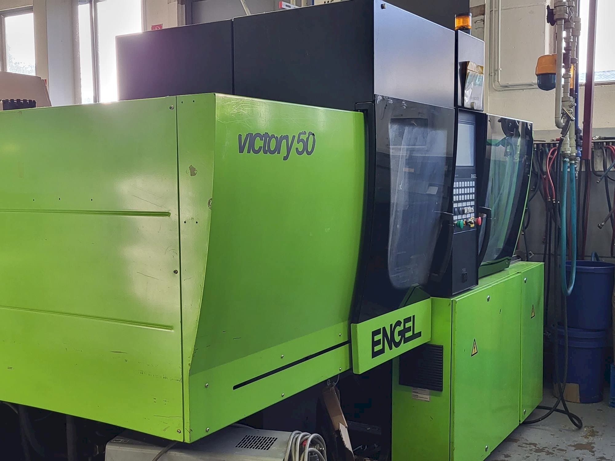 A Engel Victory 200/50 FOCUS gép oldalnézete