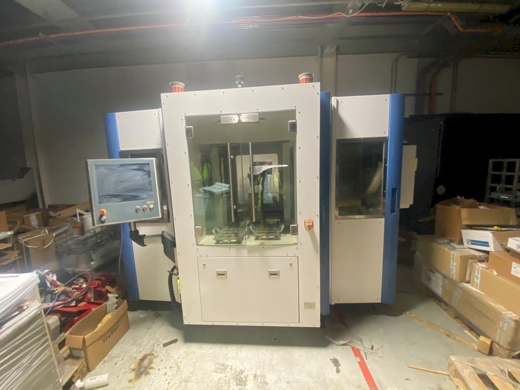 A IMSTec GmbH gép elölnézete