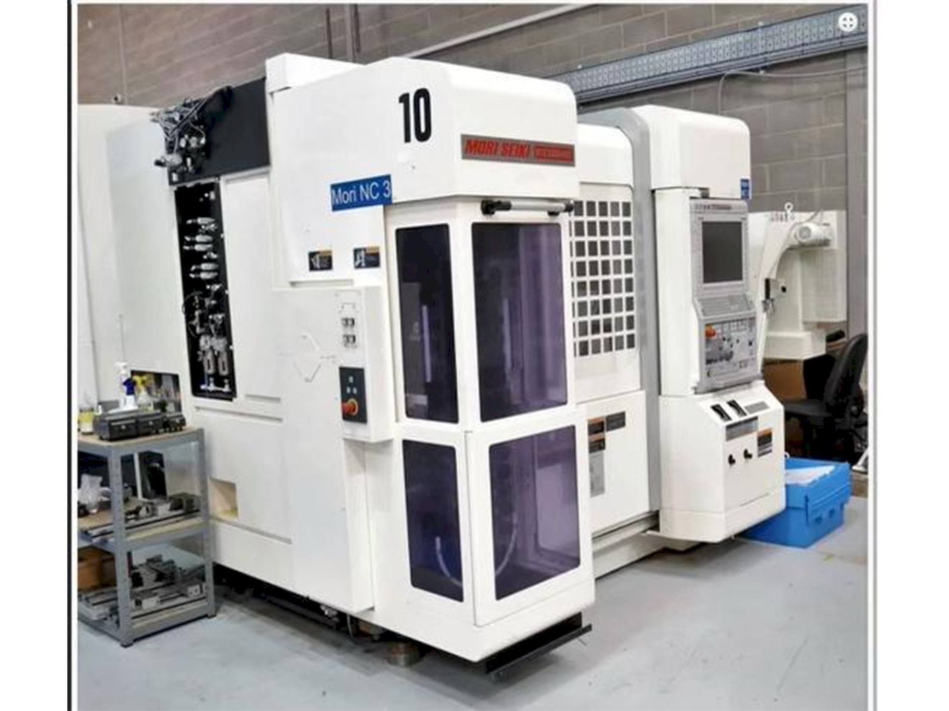 A DMG MORI NTX1000 HSC SZM gép elölnézete