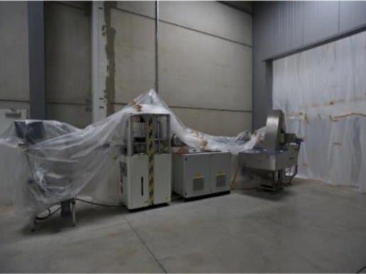 A SACMI EL 1500 gép elölnézete