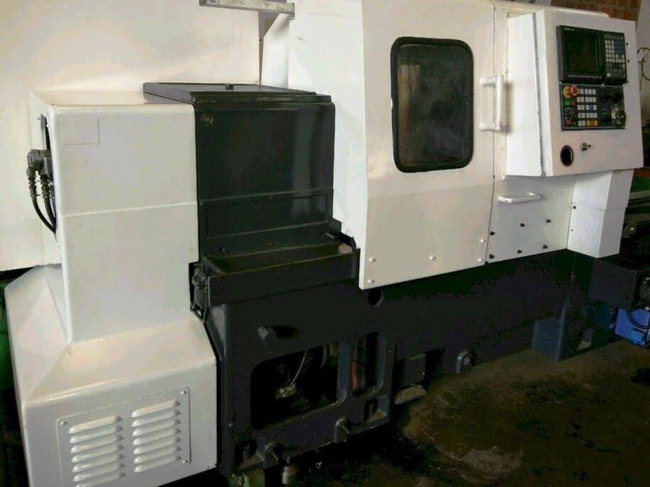 A MORI SEIKI TL3 gép elölnézete